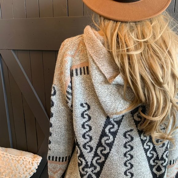 New Boho Tribal Western Cardigan Hooded Sweater - Picture 4 of 9